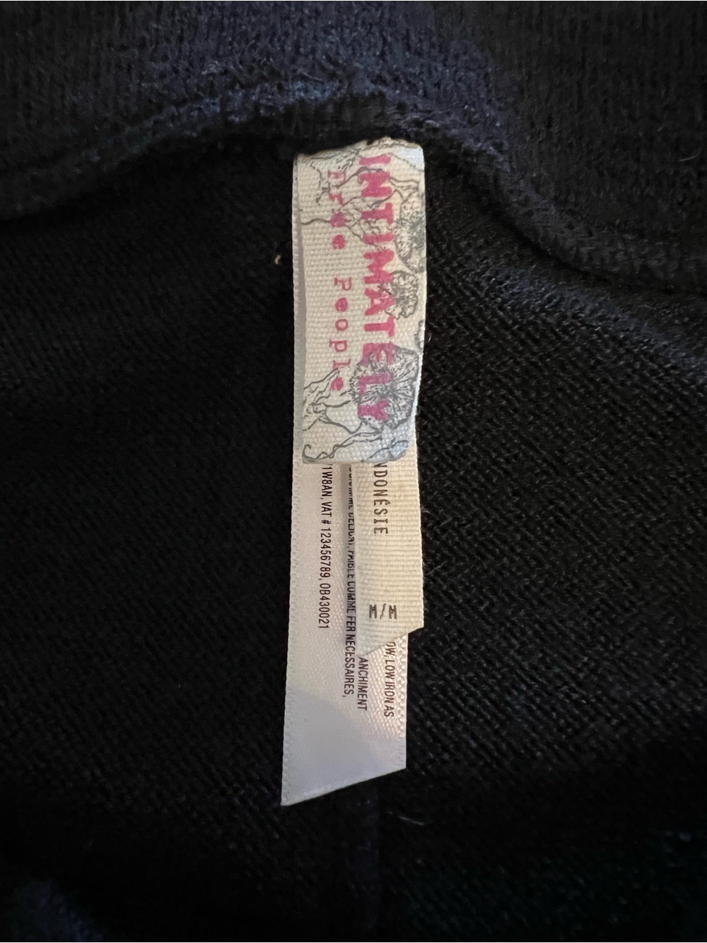 Free People Intimately Black Cozy Knit Leggings MWOT Size M - Picture 3 of 3